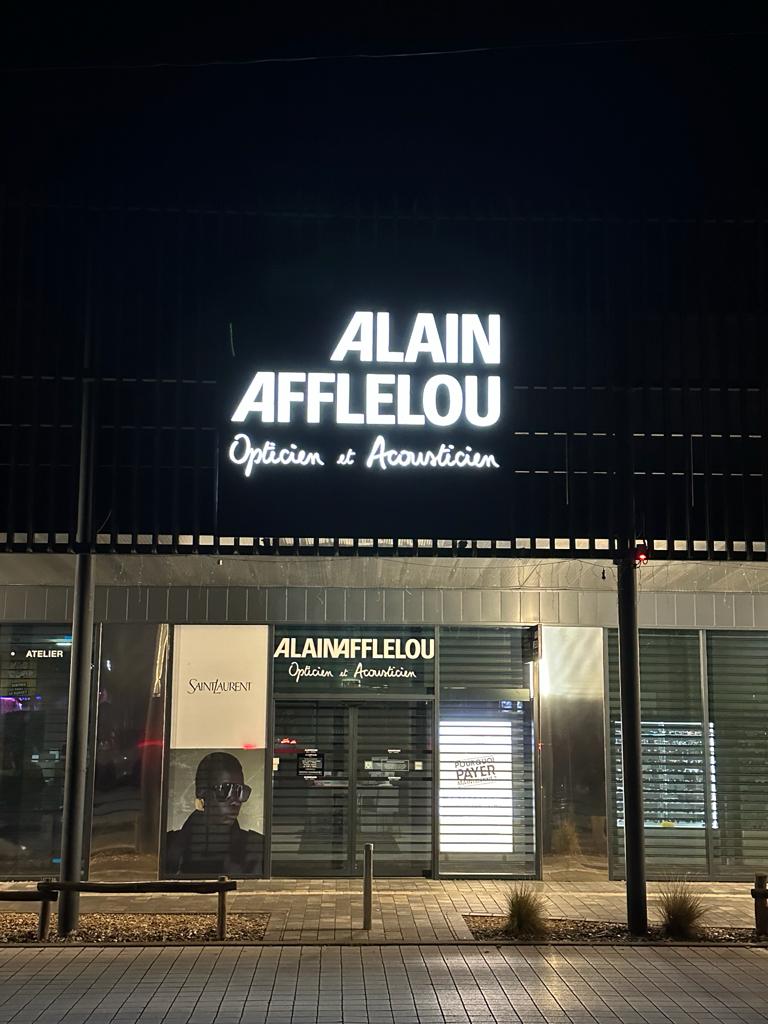 Alain Afflelou — Vue de nuit